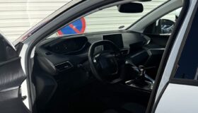 PEUGEOT 3008 II